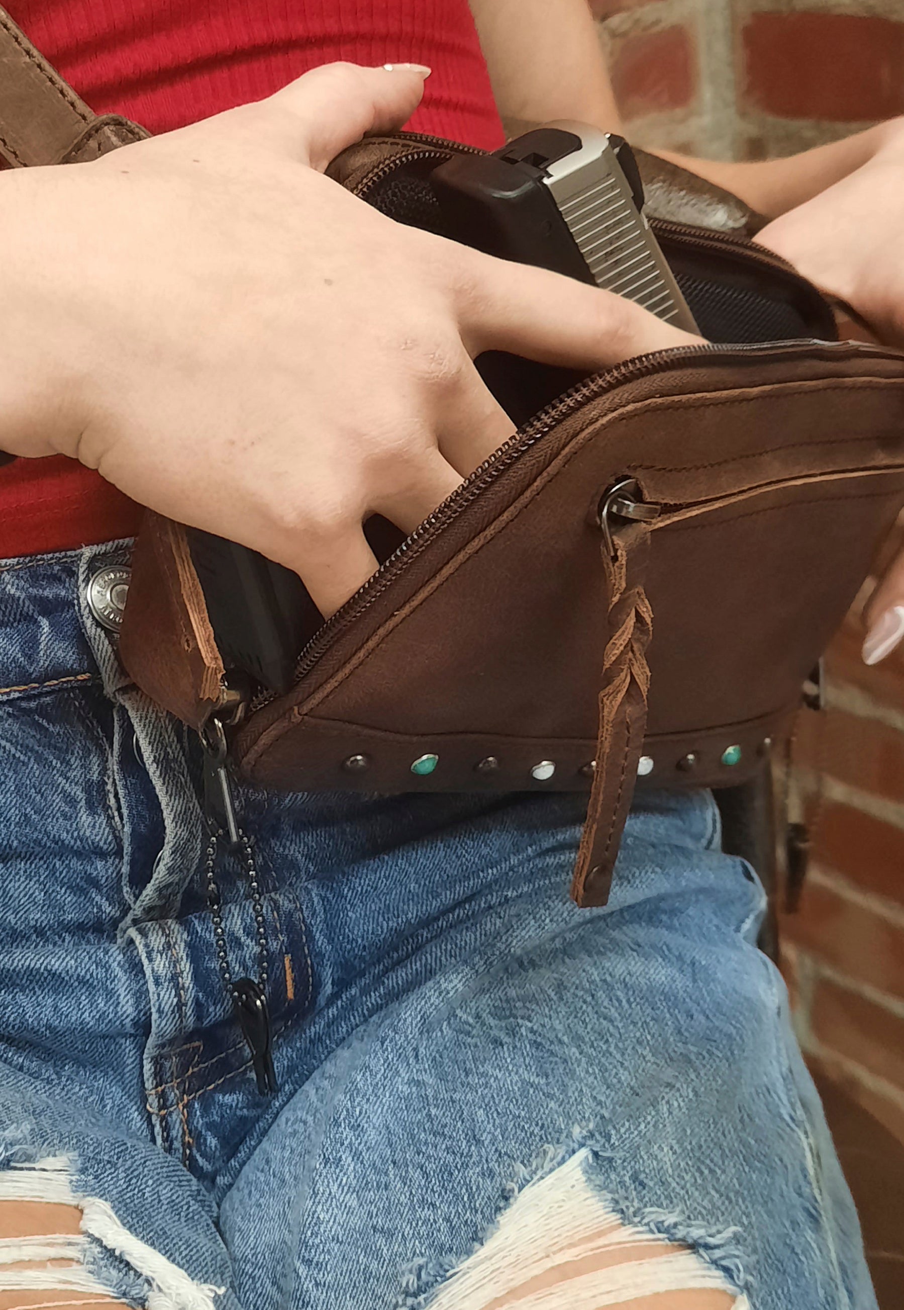 Leather gun fanny discount pack